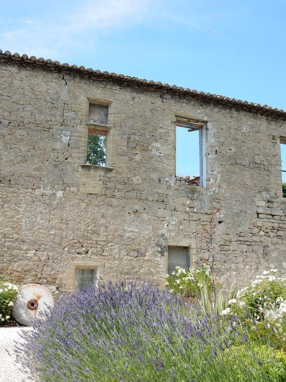 Domaine De Blanche Fleur Hotell Châteauneuf-de-Gadagne Eksteriør bilde