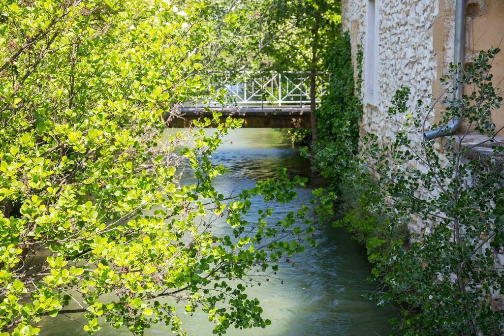 Domaine De Blanche Fleur Hotell Châteauneuf-de-Gadagne Eksteriør bilde